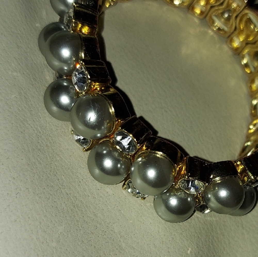 Anthropologie Gold and Silver Pearl Bracelet